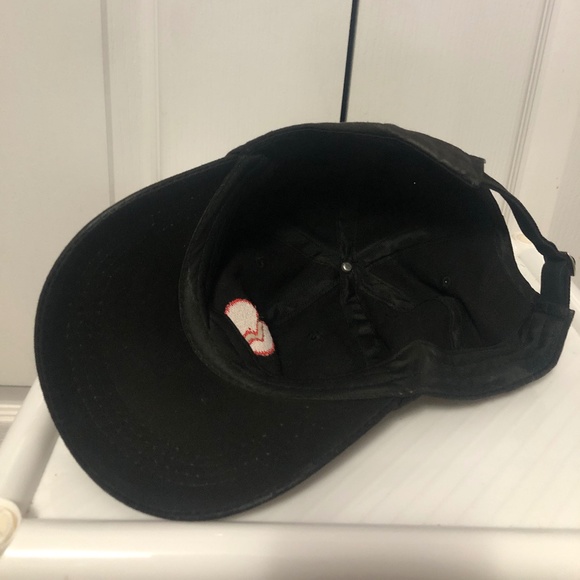 Broken Heart Strapback Dad Cap - Picture 2 of 3